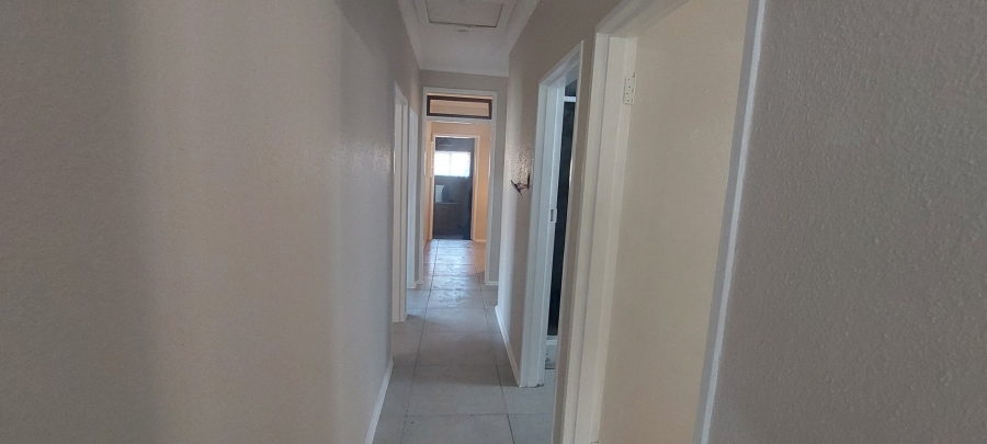 3 Bedroom Property for Sale in St Dumas Western Cape